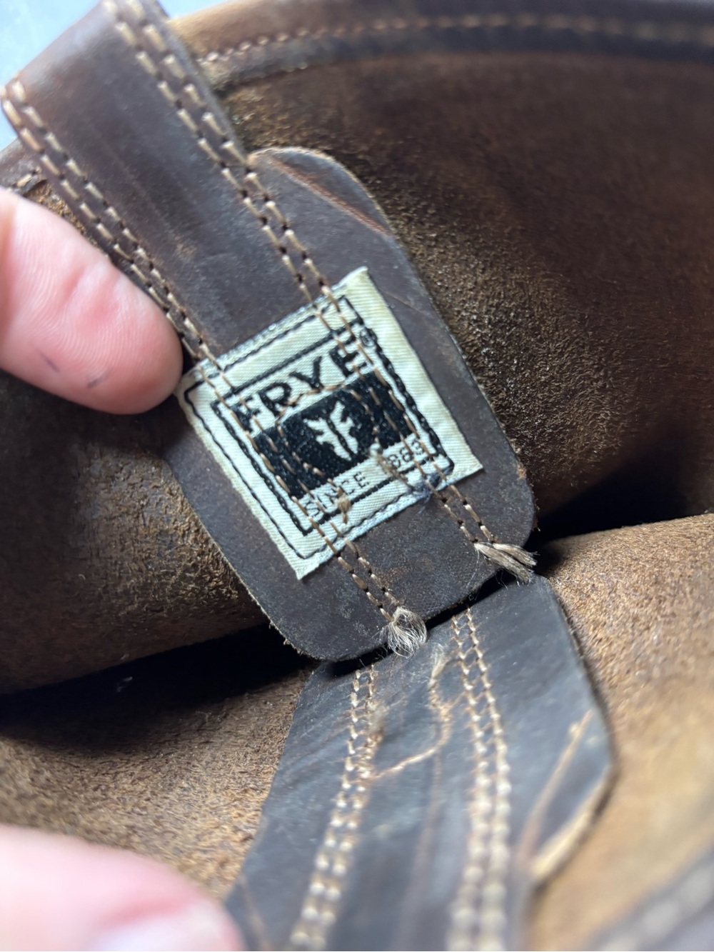 FRYE Harness 12R Brown Distressed Leather Boots Women’s Size 7.5 M - Picture 8 of 8
